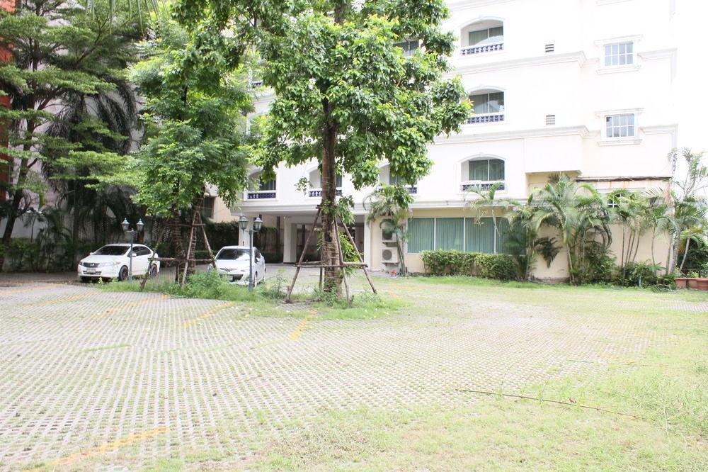 Romance Hotel Bangna Banguecoque Exterior foto